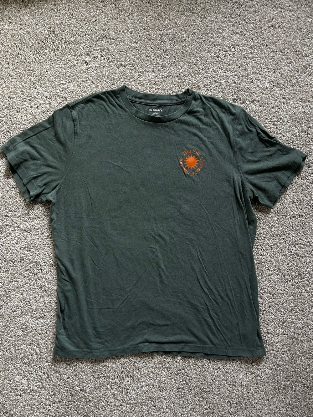 old navy tee